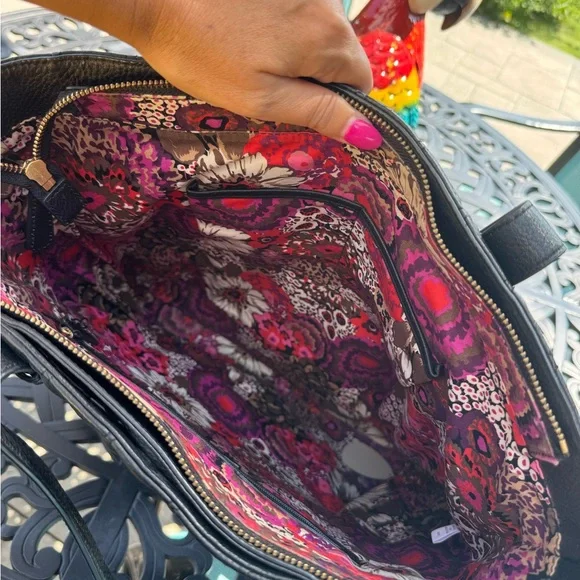 Vera Bradley Black Quilted Tote with Gold Accents - Picture 3 of 3